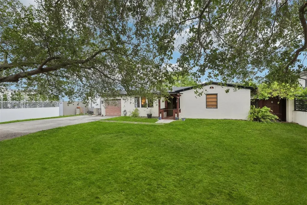9881 NW 26th Street Doral FL 33172