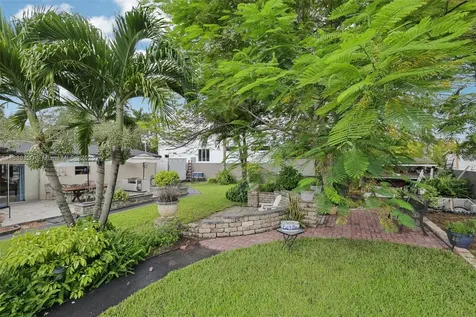 9881 NW 26th Street Doral FL 33172