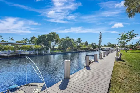 2970 NE 16th Avenue Oakland Park FL 33334