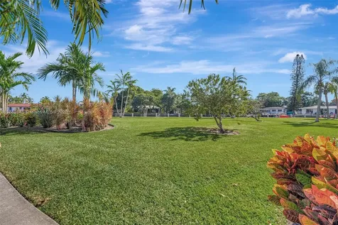 2970 NE 16th Avenue Oakland Park FL 33334