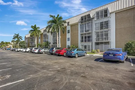 2970 NE 16th Avenue Oakland Park FL 33334