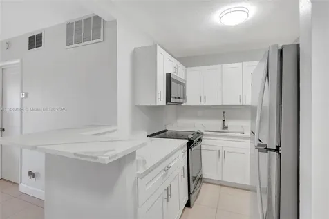 2970 NE 16th Avenue Oakland Park FL 33334