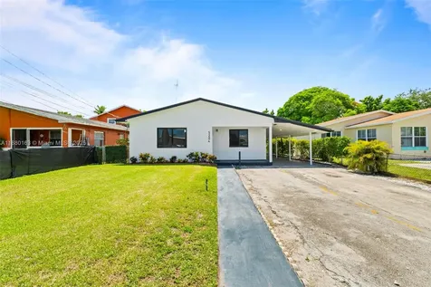 5204 SW 19th Street West Park FL 33023