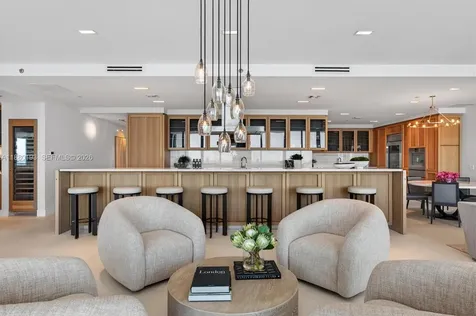 5959 Collins Avenue Miami Beach FL 33140