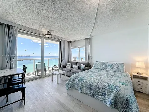19201 Collins Avenue Sunny Isles Beach FL 33160
