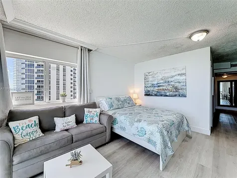 19201 Collins Avenue Sunny Isles Beach FL 33160