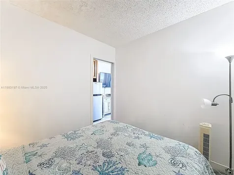 19201 Collins Avenue Sunny Isles Beach FL 33160