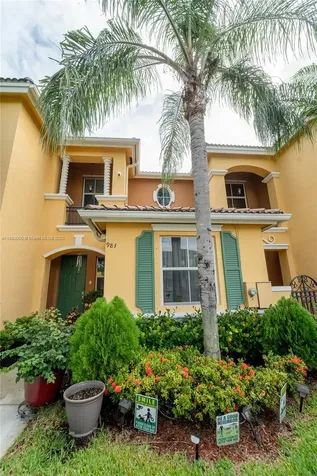 983 NE 42nd Place Homestead FL 33033