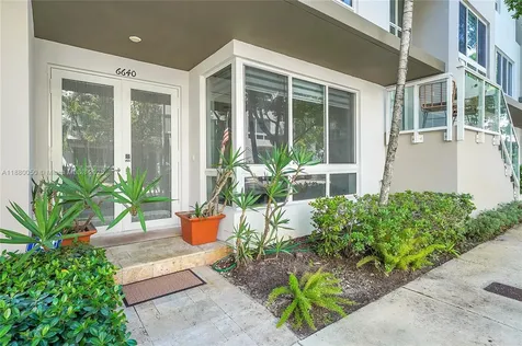 6640 NW 105th Place Doral FL 33178