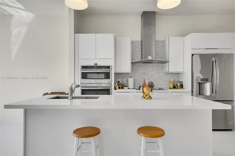 6640 NW 105th Place Doral FL 33178