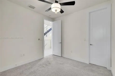 6640 NW 105th Place Doral FL 33178