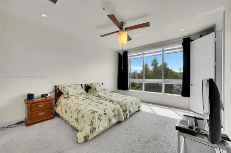 6640 NW 105th Place Doral FL 33178