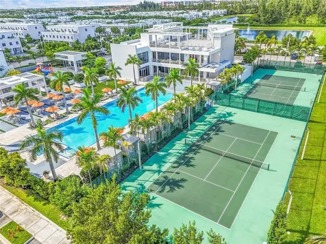 6640 NW 105th Place Doral FL 33178