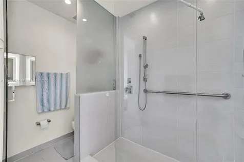 6640 NW 105th Place Doral FL 33178
