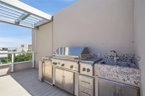 6640 NW 105th Place Doral FL 33178