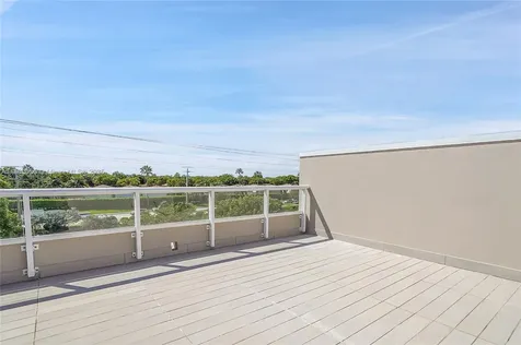 6640 NW 105th Place Doral FL 33178