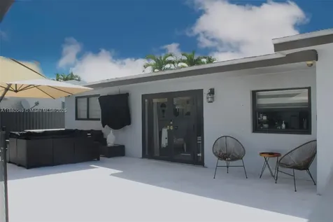 8791 NW 16th Street Pembroke Pines FL 33024