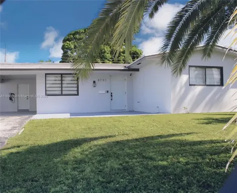 8791 NW 16th Street Pembroke Pines FL 33024