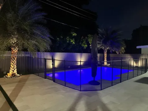 8791 NW 16th Street Pembroke Pines FL 33024