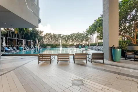 121 NE 34th Street Miami FL 33137
