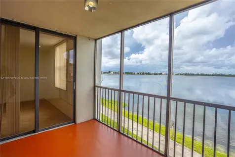 109 Lake Emerald Drive Oakland Park FL 33309