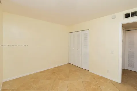 109 Lake Emerald Drive Oakland Park FL 33309