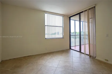 109 Lake Emerald Drive Oakland Park FL 33309