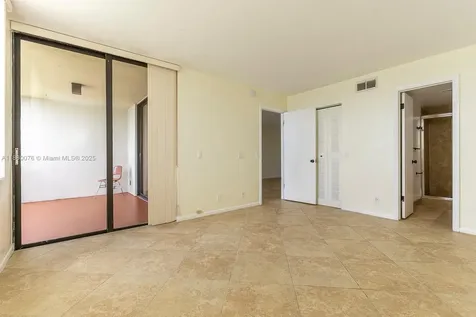 109 Lake Emerald Drive Oakland Park FL 33309