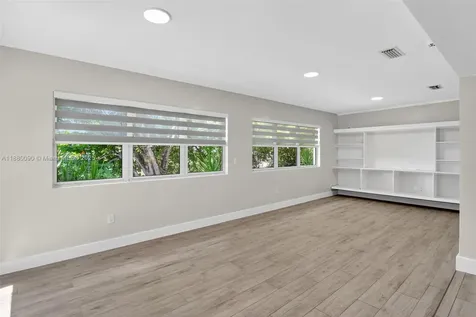 6090 SW 63rd Avenue South Miami FL 33143