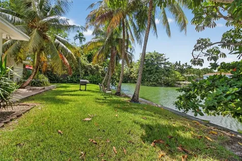 6090 SW 63rd Avenue South Miami FL 33143
