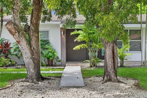 6090 SW 63rd Avenue South Miami FL 33143
