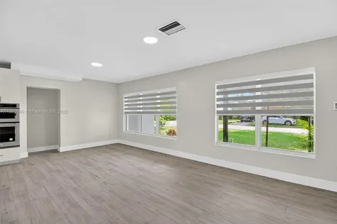 6090 SW 63rd Avenue South Miami FL 33143