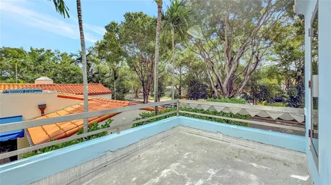 479 NE 56th Street Miami FL 33137