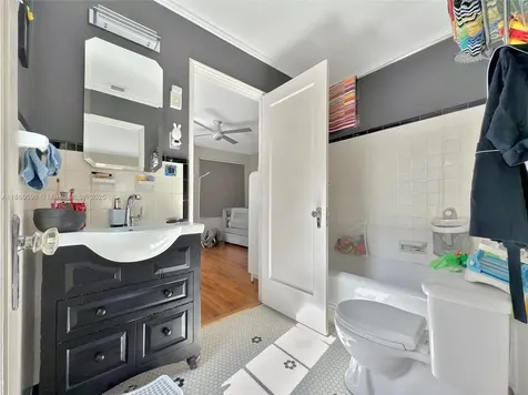 479 NE 56th Street Miami FL 33137