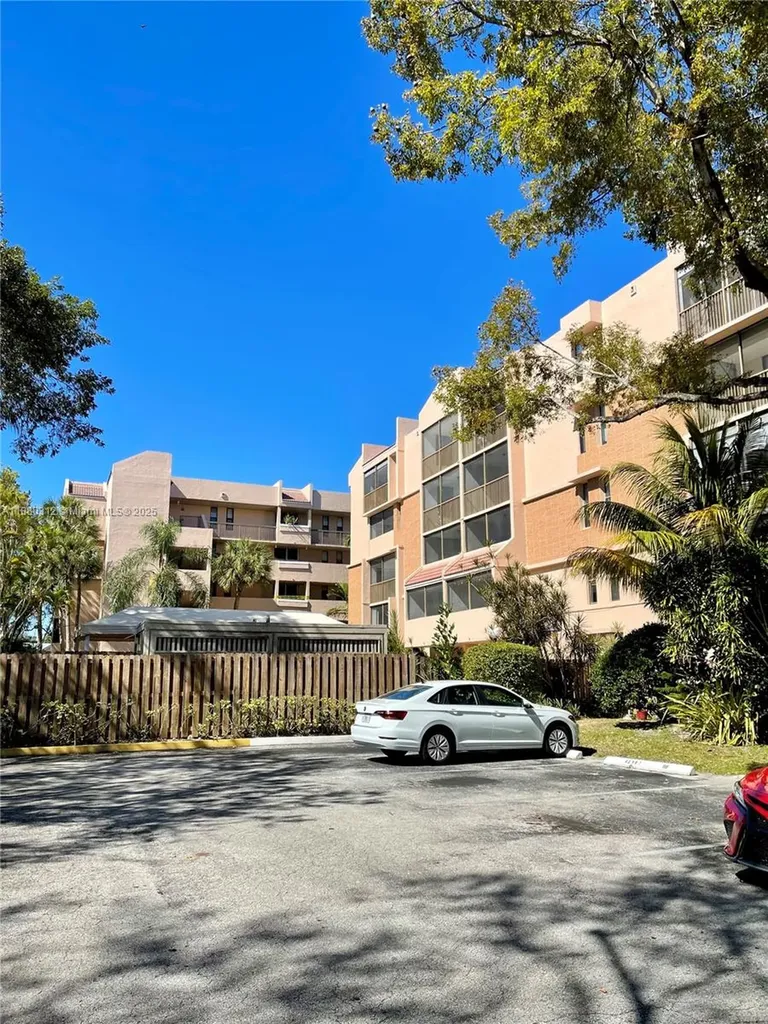 6800 Cypress Road Plantation FL 33317