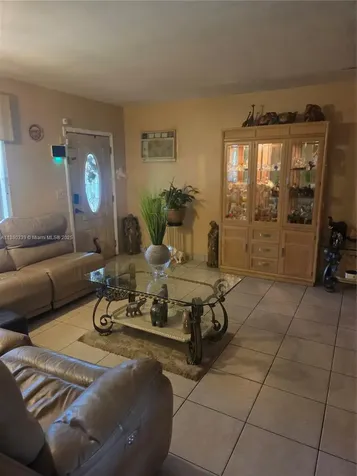 393 Florida Avenue Fort Lauderdale FL 33312