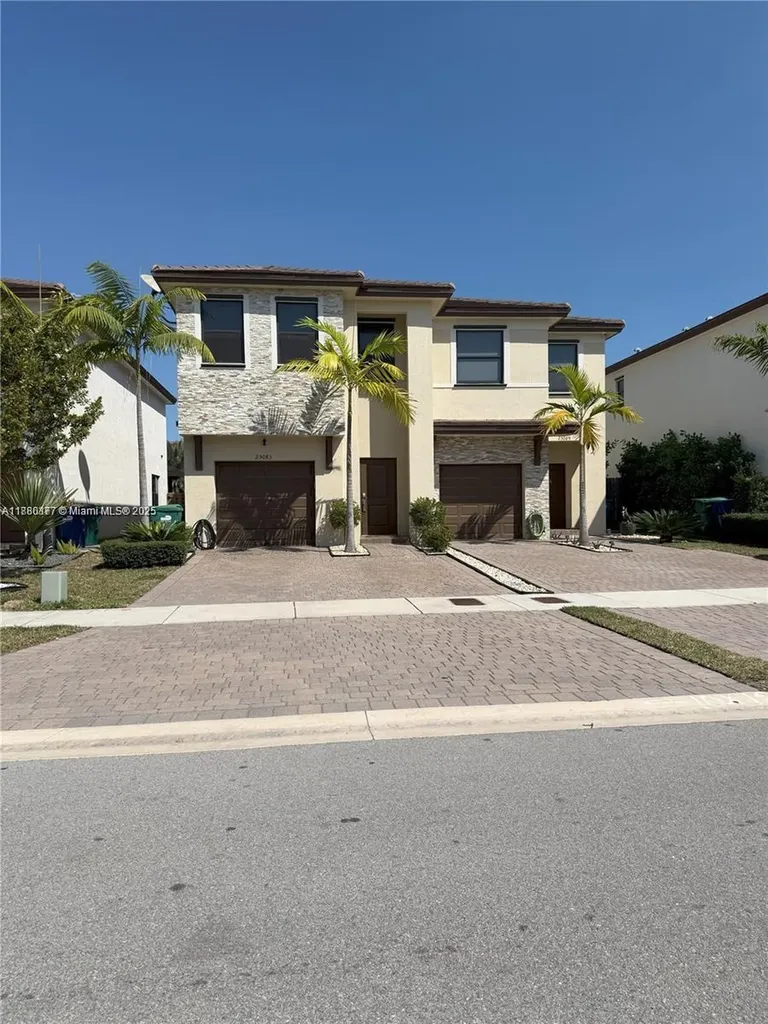 25083 SW 108th Avenue Homestead FL 33032