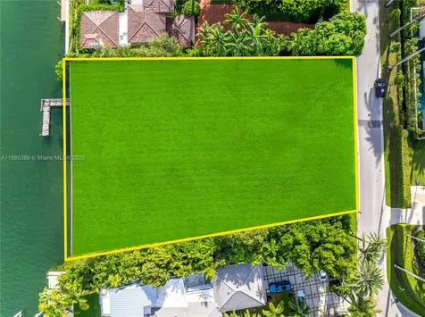 1821 W 27th Street Miami Beach FL 33140