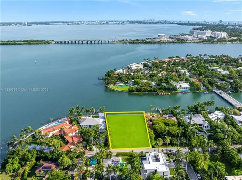 1821 W 27th Street Miami Beach FL 33140