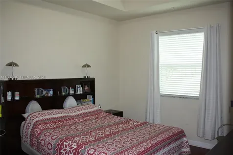 12434 Emerald Creek Manor Plantation FL 33325