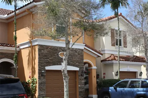 12434 Emerald Creek Manor Plantation FL 33325