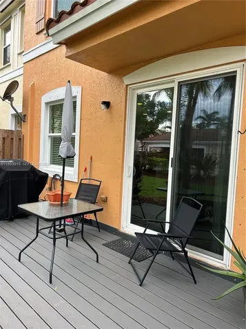 12434 Emerald Creek Manor Plantation FL 33325