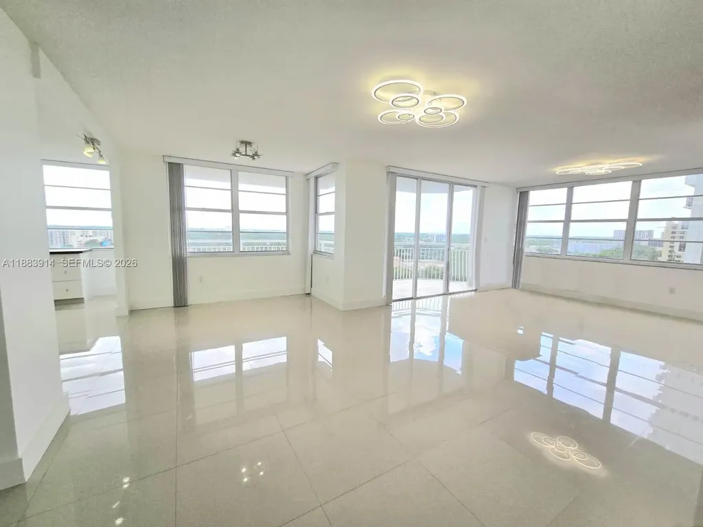 18051 Biscayne Boulevard Aventura FL 33160