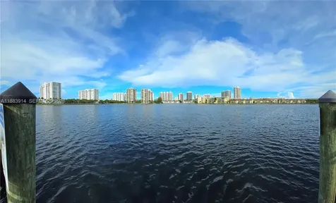 18051 Biscayne Boulevard Aventura FL 33160