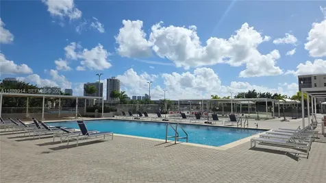 18051 Biscayne Boulevard Aventura FL 33160