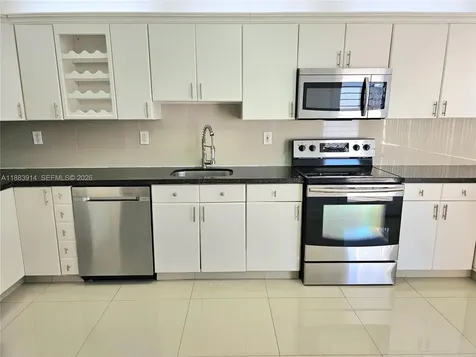18051 Biscayne Boulevard Aventura FL 33160
