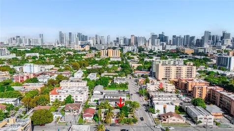 1267 NW 3rd Street Miami FL 33125