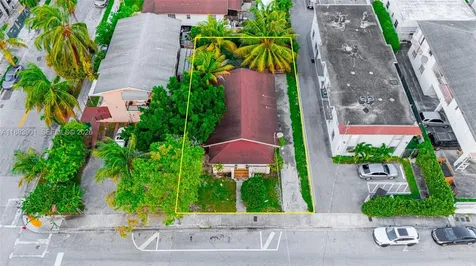 1267 NW 3rd Street Miami FL 33125