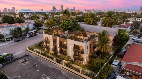 1267 NW 3rd Street Miami FL 33125