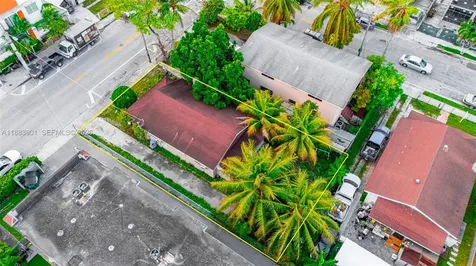 1267 NW 3rd Street Miami FL 33125